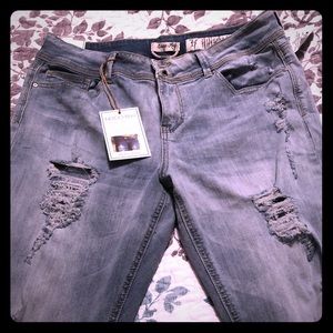 Indigo Rein distressed midrise ankle jeans